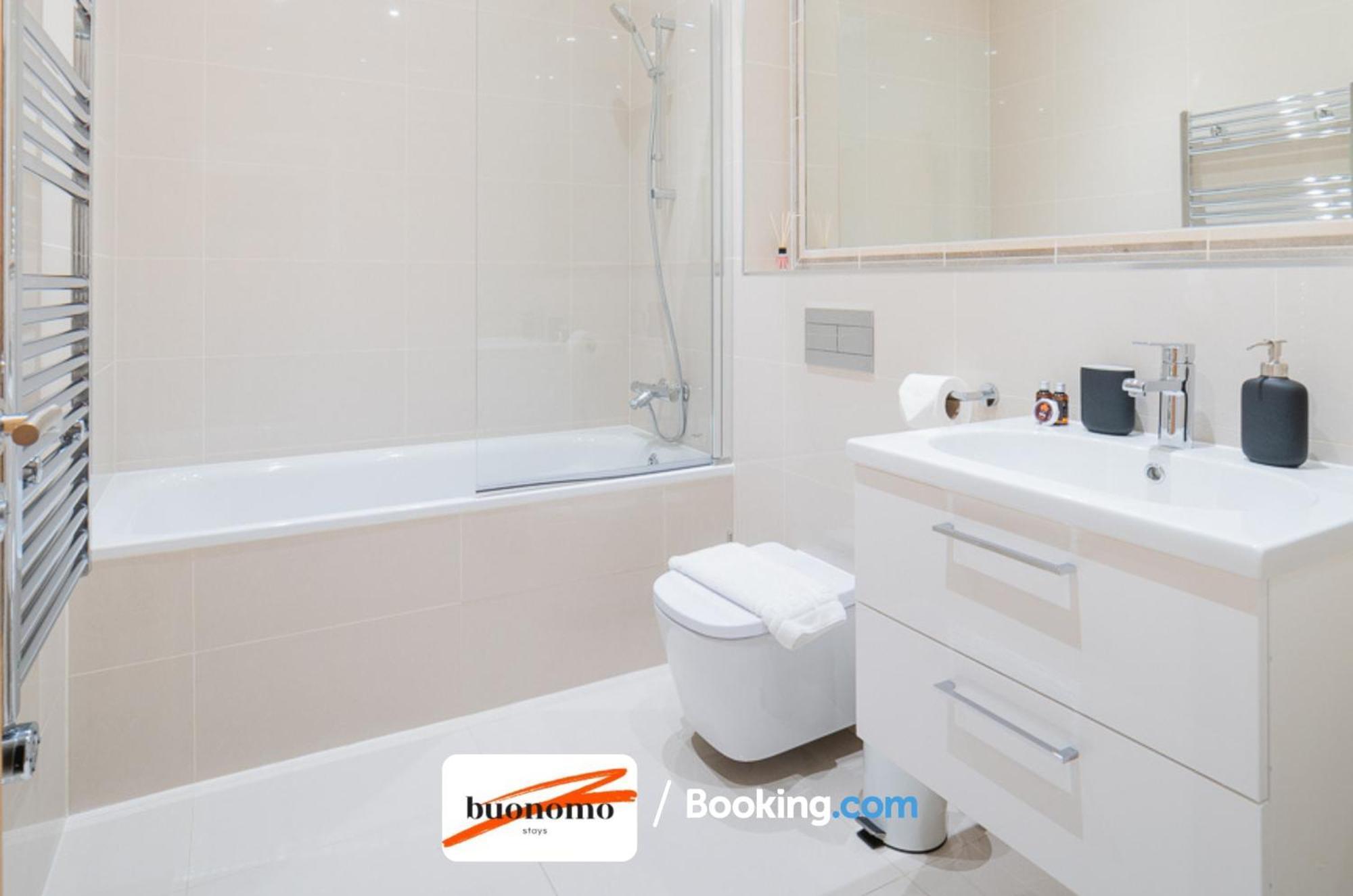 Two Bedroom Apartment At Buonomo Stays Short Lets & Serviced Accommodation Close To Wimbledon Tennis Courts 伦敦 外观 照片