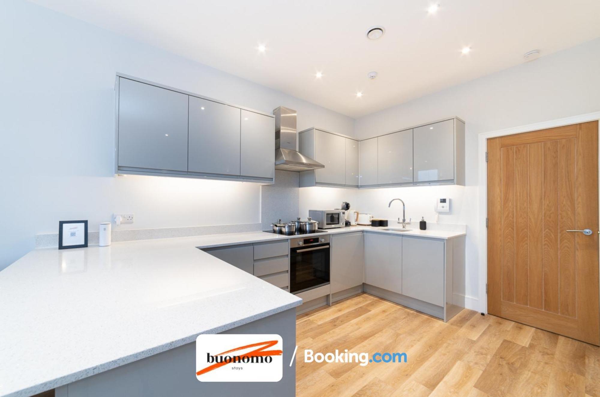 Two Bedroom Apartment At Buonomo Stays Short Lets & Serviced Accommodation Close To Wimbledon Tennis Courts 伦敦 外观 照片