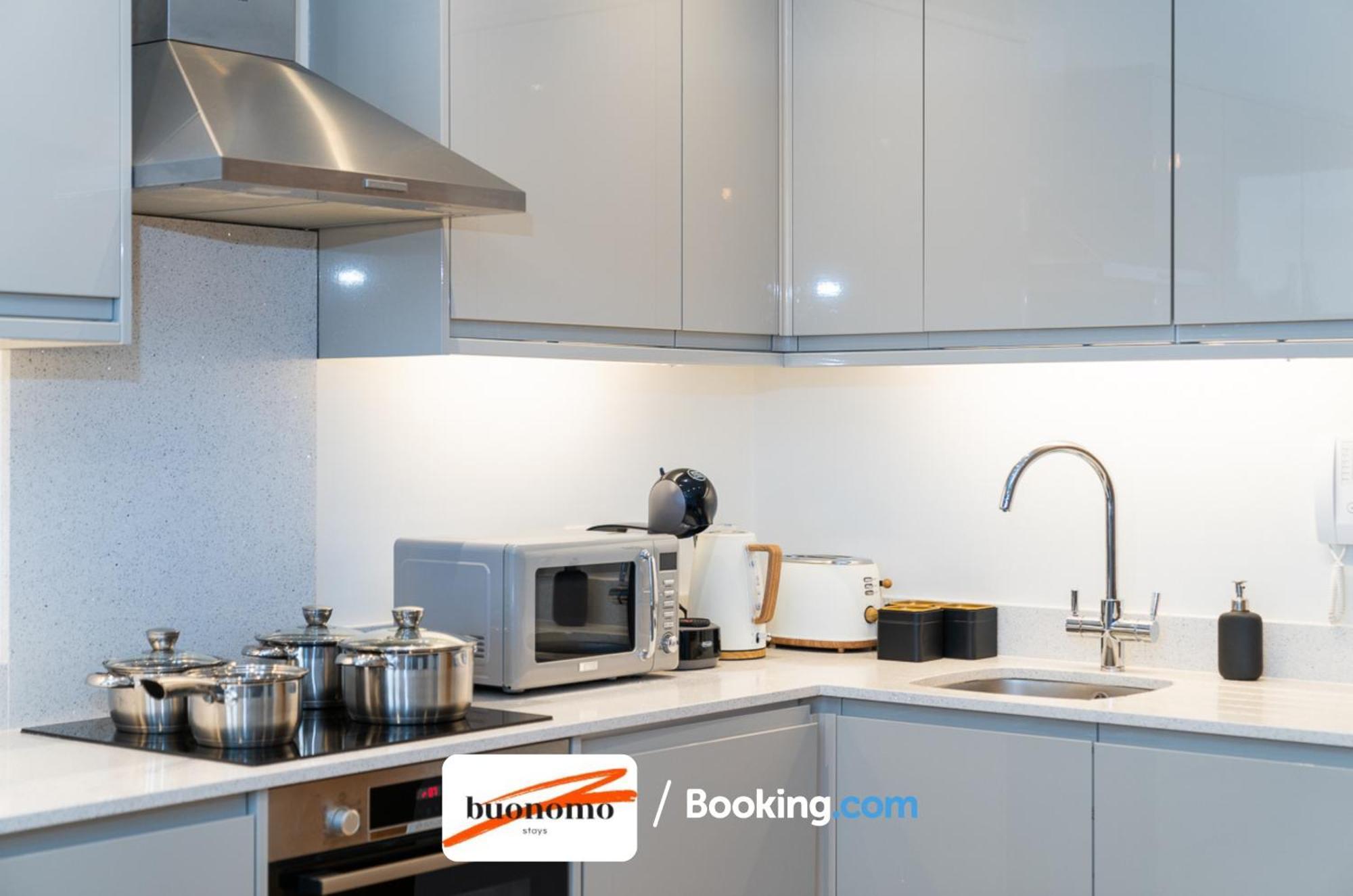 Two Bedroom Apartment At Buonomo Stays Short Lets & Serviced Accommodation Close To Wimbledon Tennis Courts 伦敦 外观 照片